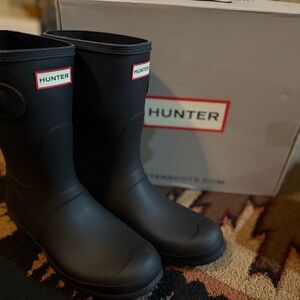 Hunter Black Womens Rain & Snow Mid-Calf Boots